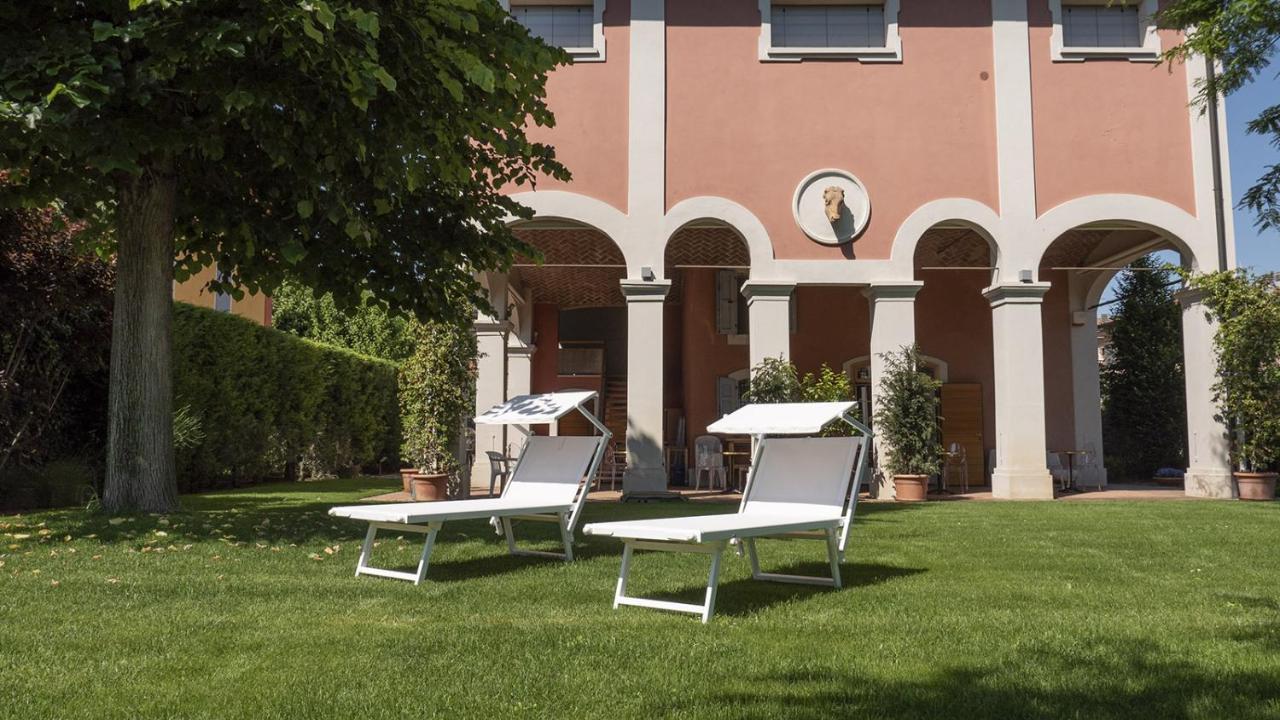 Villa Matildis Módena Exterior foto